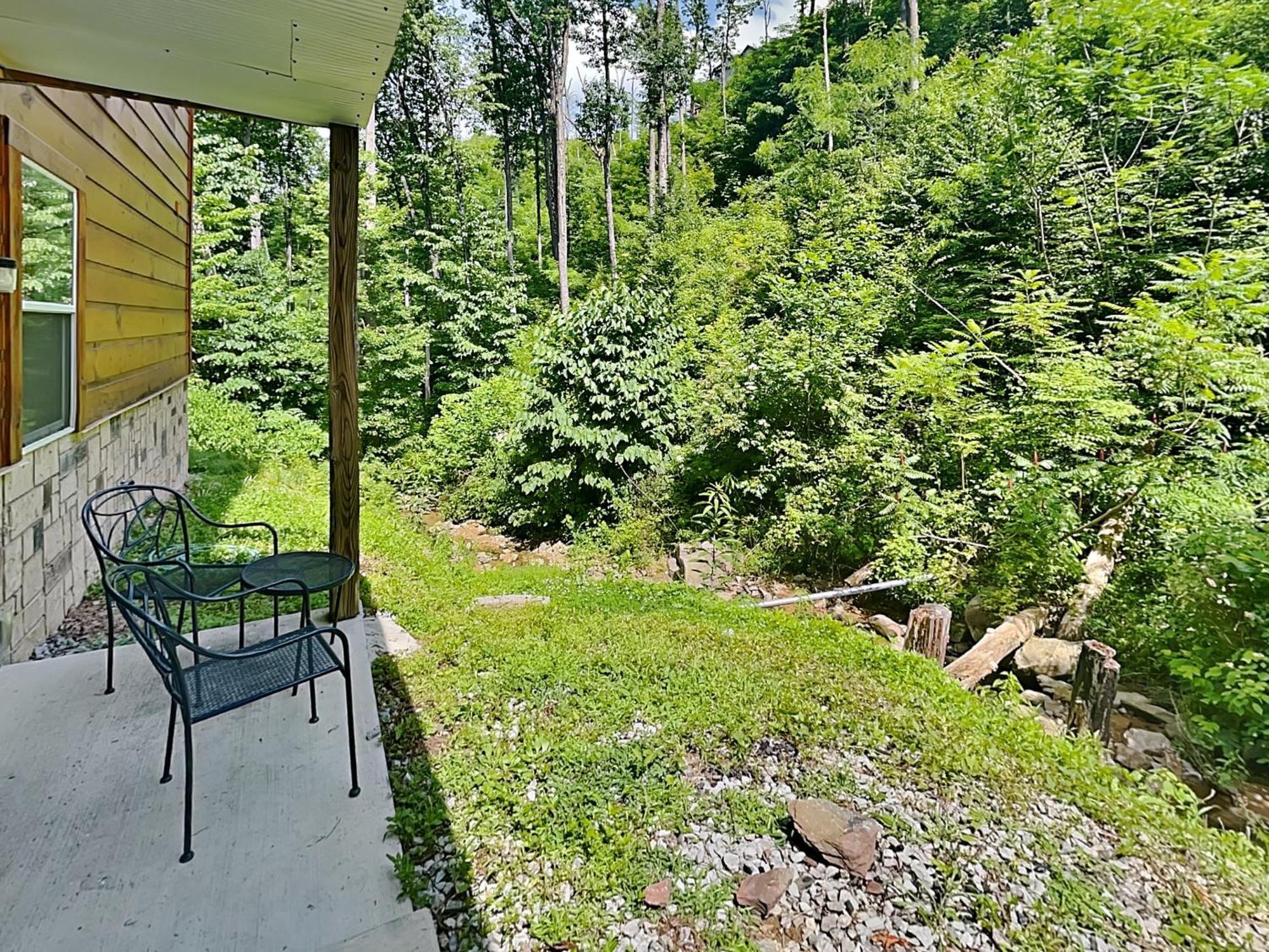 Bearly Hidden Villa Gatlinburg Exterior photo
